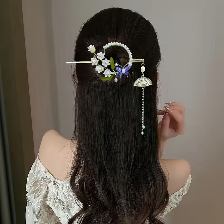 Elegant Chinese-Style Floral Hairpin with Tassel - Elegant Hair Accessory for Women, Traditional Cheongsam and Hanfu Outfits, Pearl and Leaf Design, Hair Accessories for Women, Cheongsam Hairstyle, Cheongsam Style, Intricate Craftsmanship