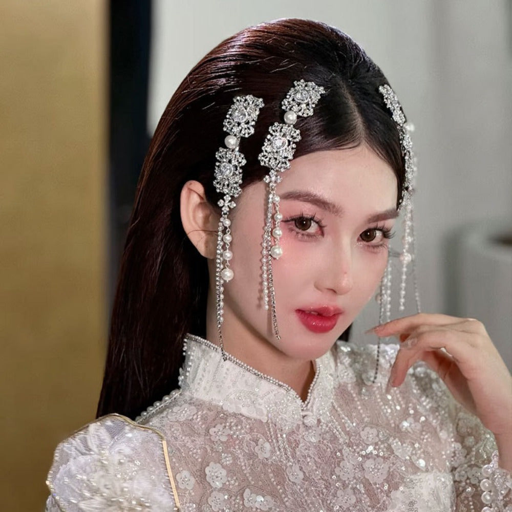 [Glamorous Hairpiece] Elegant Bridal Hair Accessory with Sparkling Rhinestones & Imitation Pearls - Ethnic Style Tassel Clip, Light Luxury Metal Headwear for Weddings, Wedding Accessories