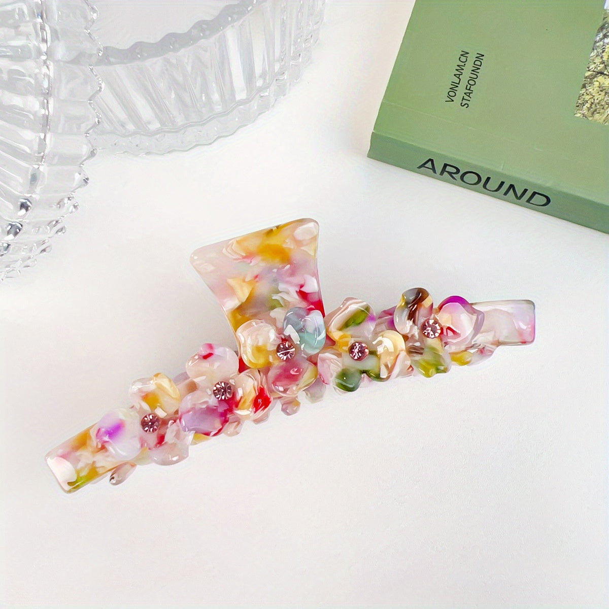 [Elegant Retro Shark Clip] Elegant Retro Shark Clip Hair Clips for Women - Durable Plastic Hairpins with Floral & Bead Accents, Pastel Colors, Secure Hold for Updos, Ponytails, Braids - Perfect for Teens & Adults